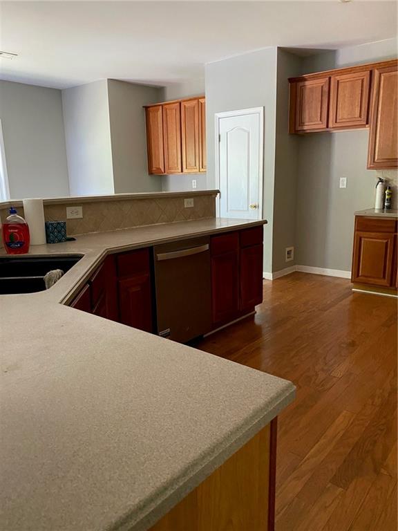 425 Beckenham Walk Drive Property Photo 10