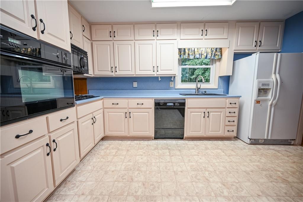 4104 Cedar Knoll Drive Property Photo 23