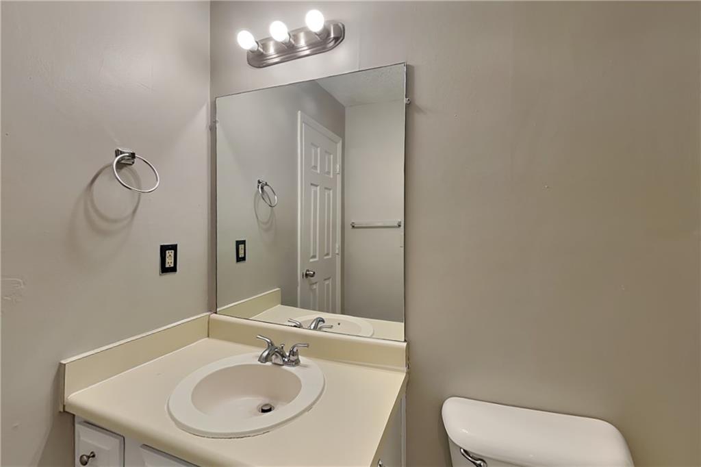 7819194 Property Photo 12