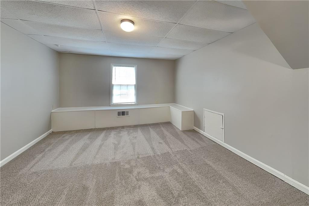 7819194 Property Photo 14
