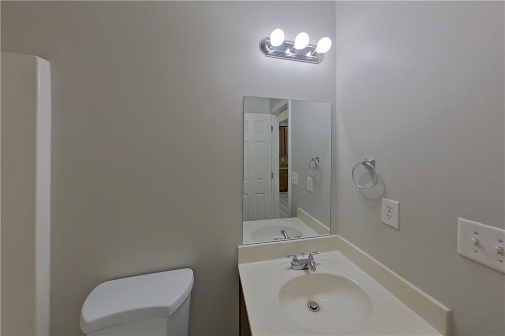 7819205 Property Photo 18