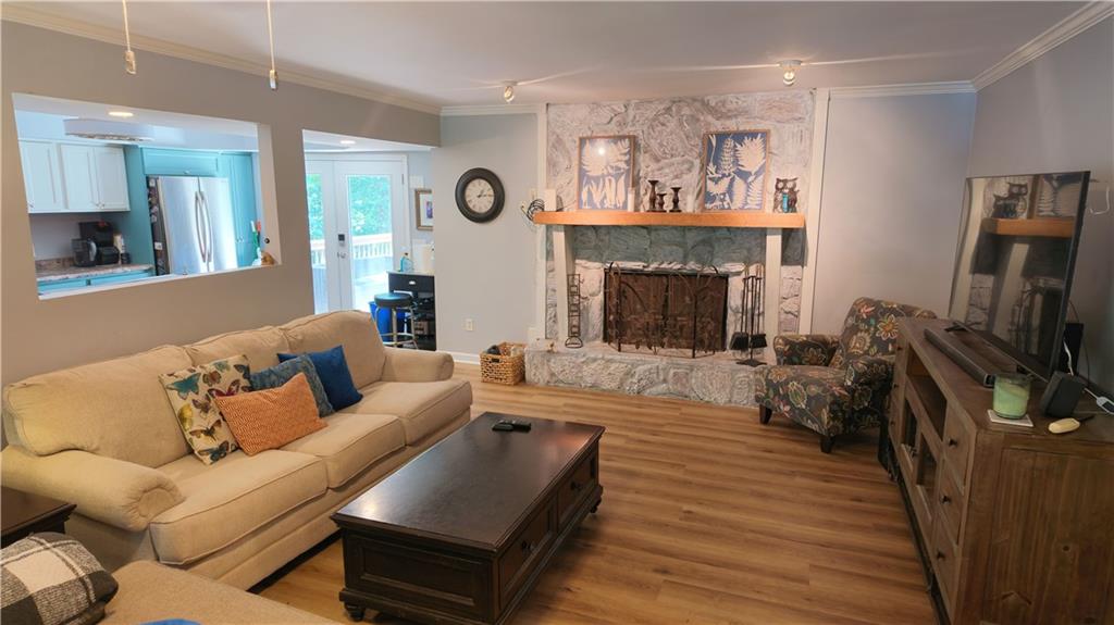 990 Hickory View Court Nw Property Photo 7