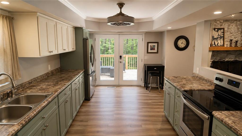 990 Hickory View Court Nw Property Photo 8