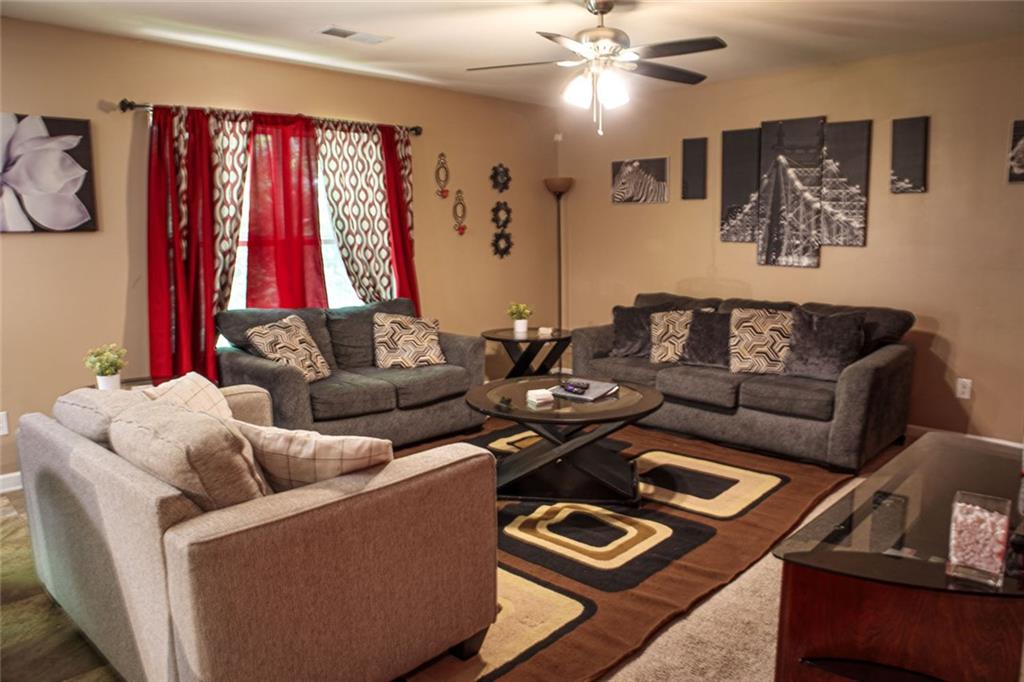 5626 Laurel Ridge Drive Property Photo 4
