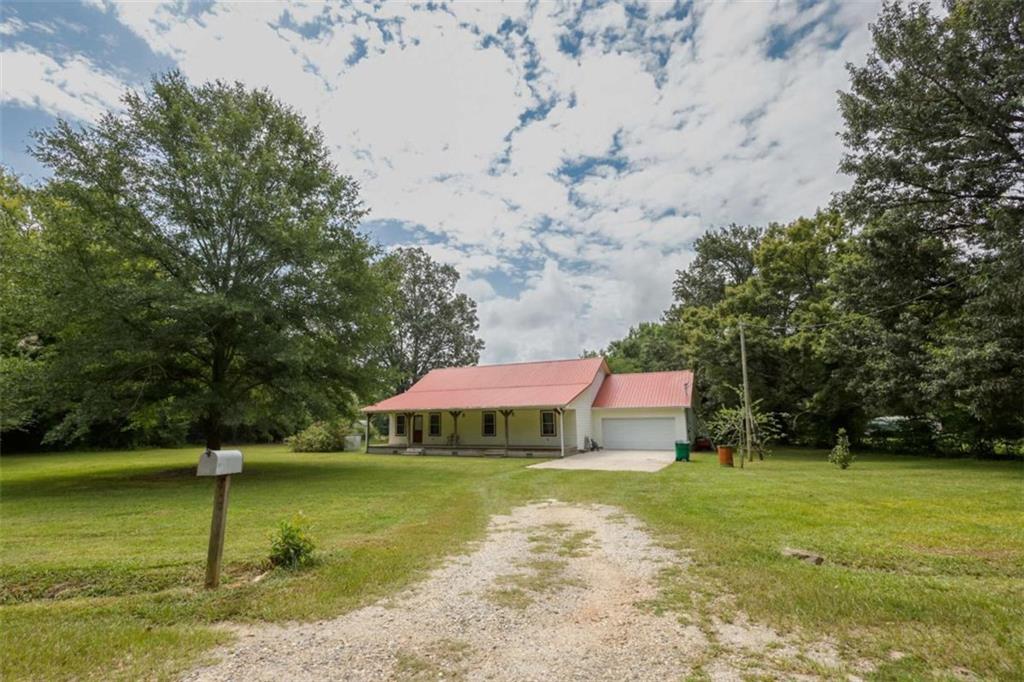 221 Chigger Ridge Road Property Photo 1