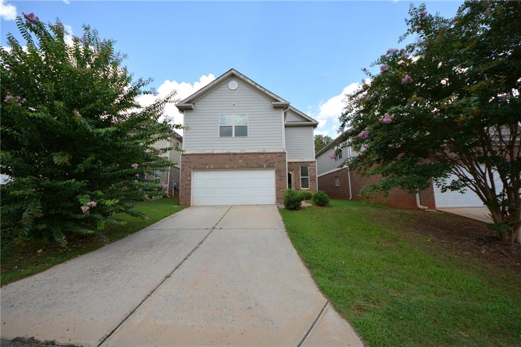 167 Daisy Circle Property Photo 3
