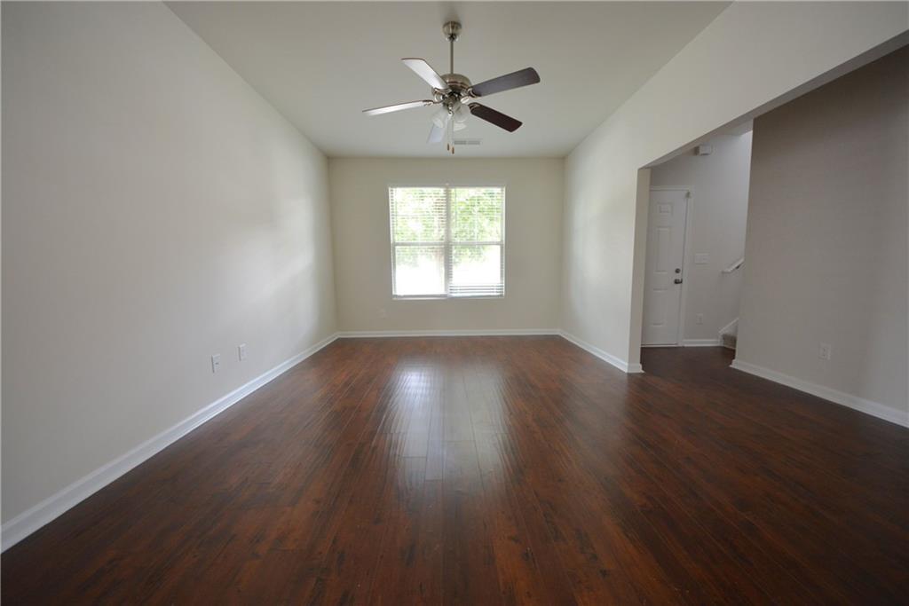 167 Daisy Circle Property Photo 9