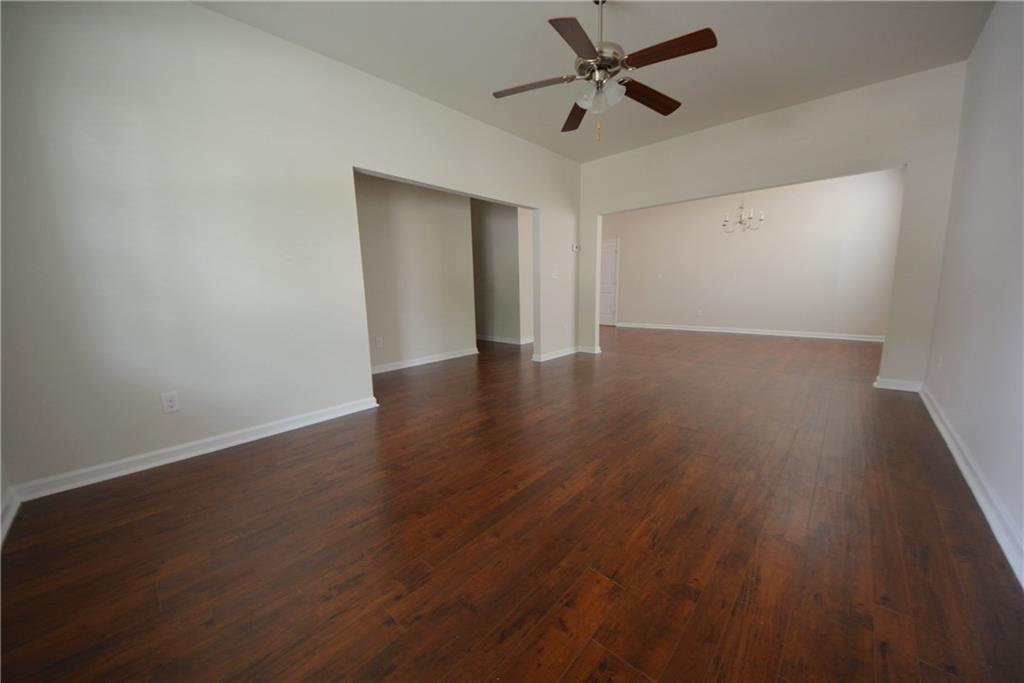 167 Daisy Circle Property Photo 10