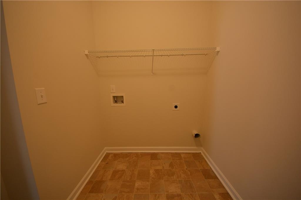 167 Daisy Circle Property Photo 23