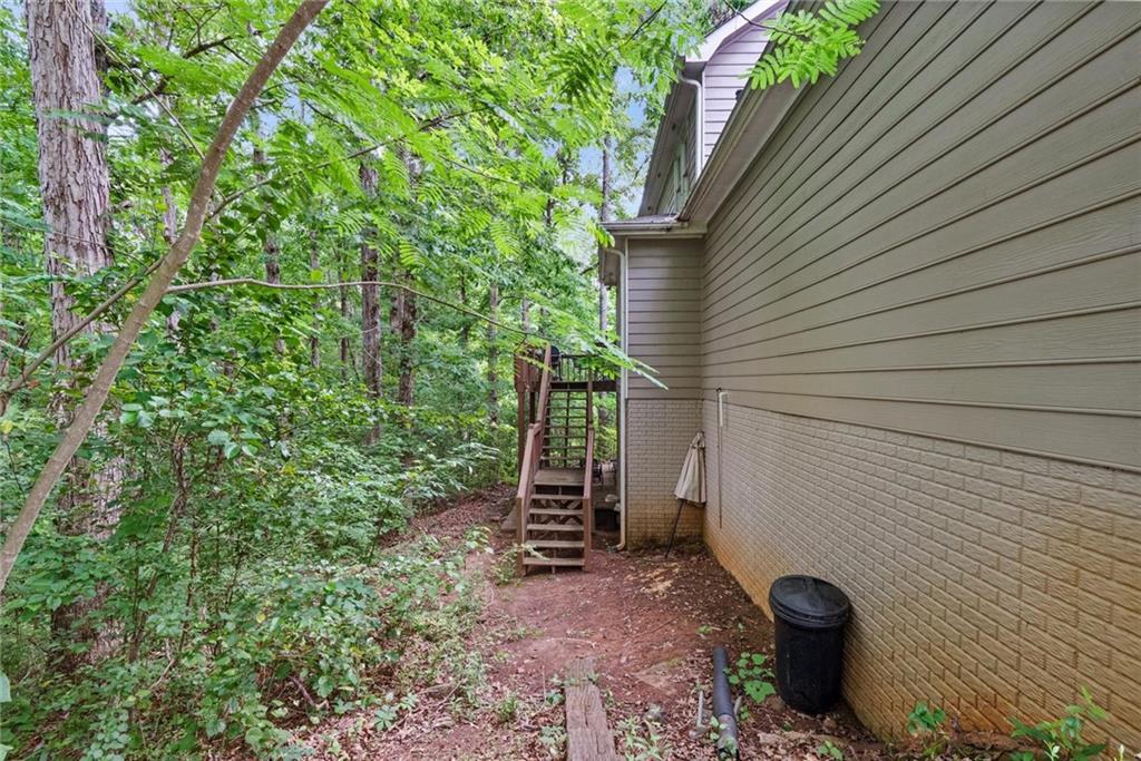 165 Hayes Circle Property Photo 7