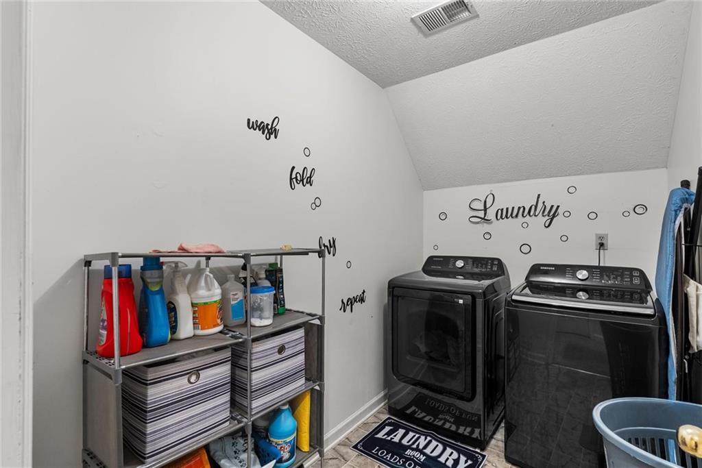165 Hayes Circle Property Photo 12