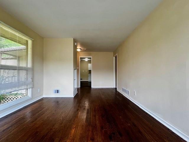 1597 Gilston Court Property Photo 4