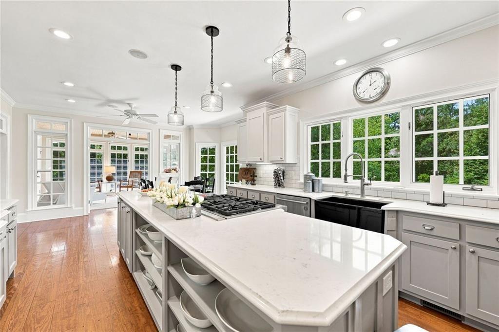 53 Winterhawk Cove Property Photo 38