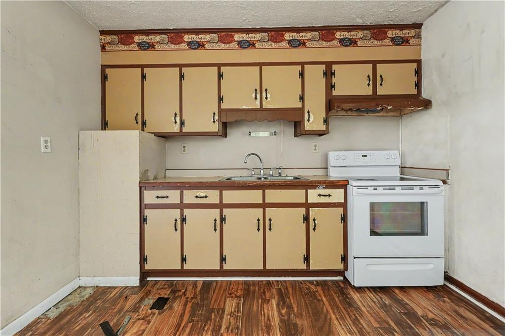 9223 Westview Drive Sw Property Photo 9
