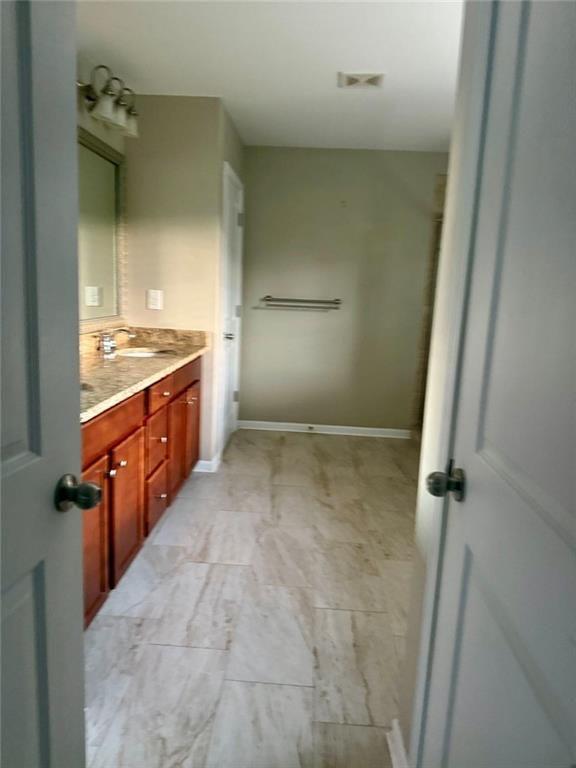 7819274 Property Photo 7