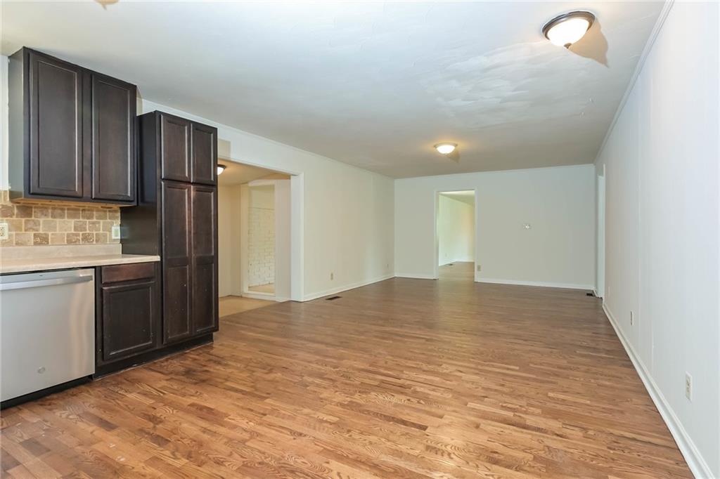 192 Sun Valley Drive Property Photo 8