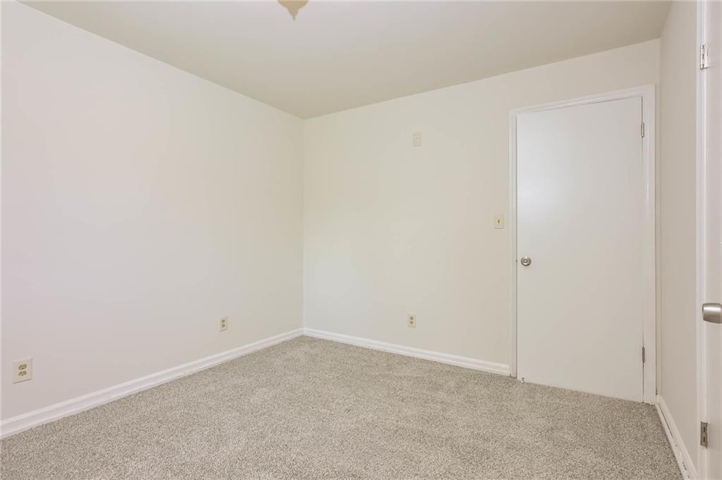 192 Sun Valley Drive Property Photo 15