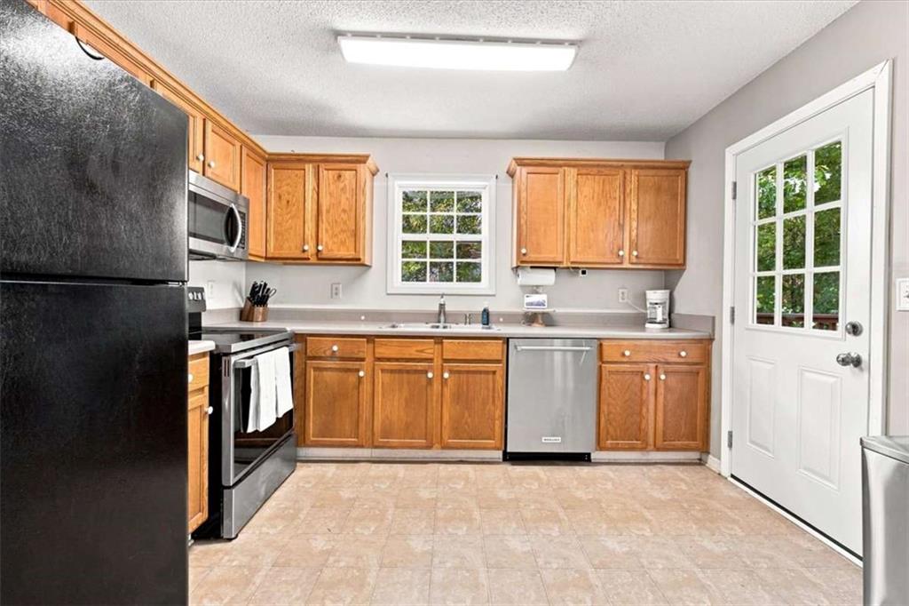 49 Headland Court Property Photo 11