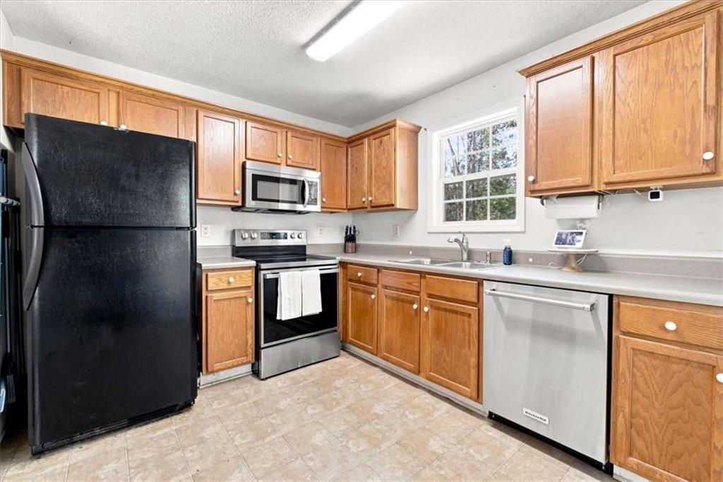 49 Headland Court Property Photo 12