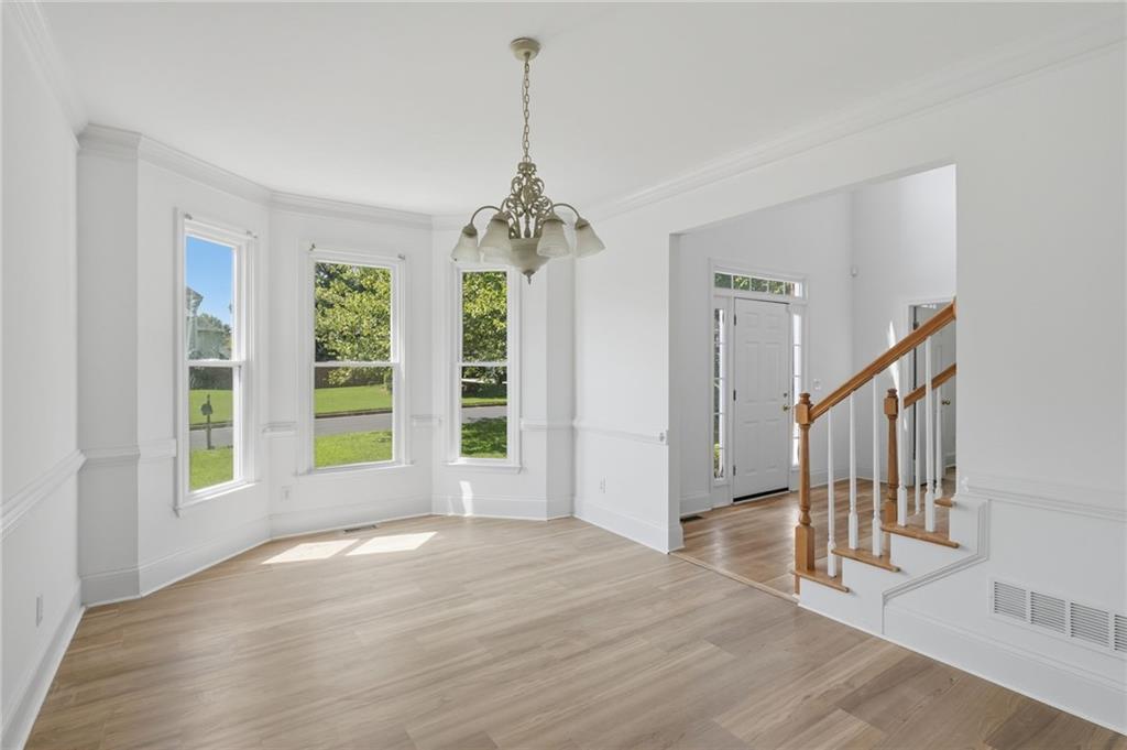 7819309 Property Photo 6