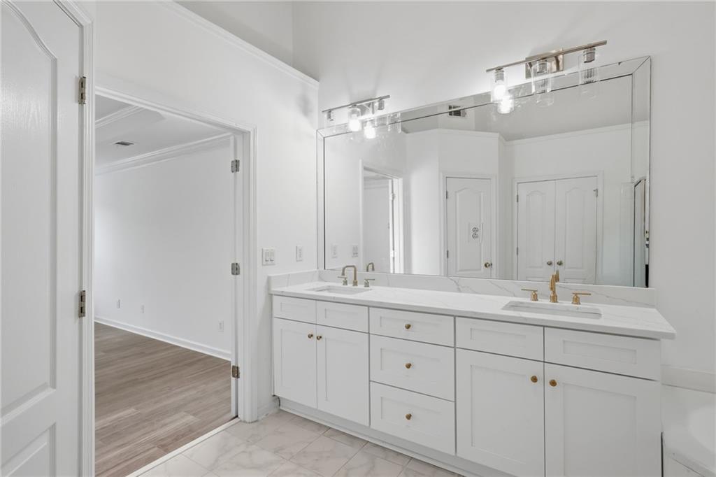 7819309 Property Photo 18