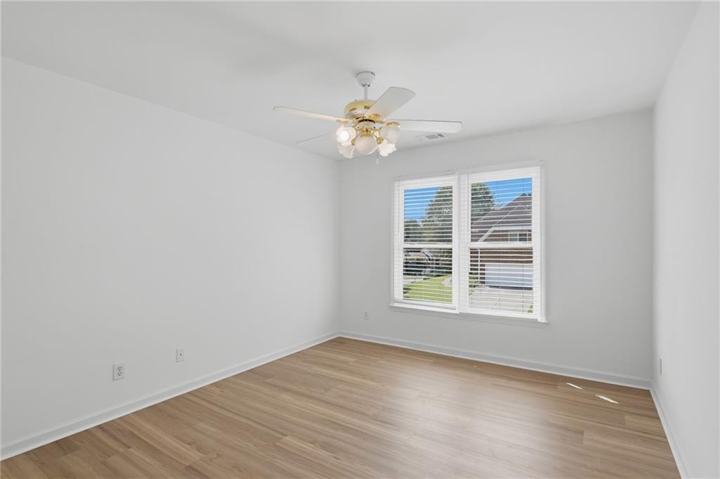 7819309 Property Photo 22