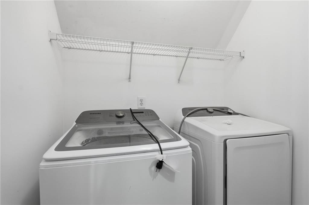 7819309 Property Photo 32