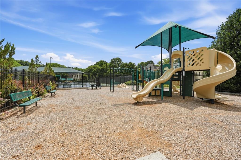 7819309 Property Photo 44