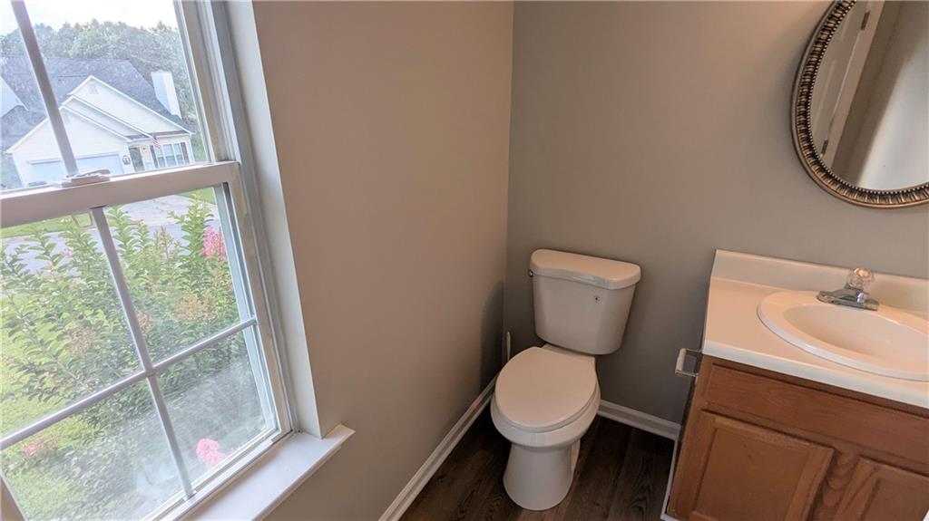 7819339 Property Photo 6