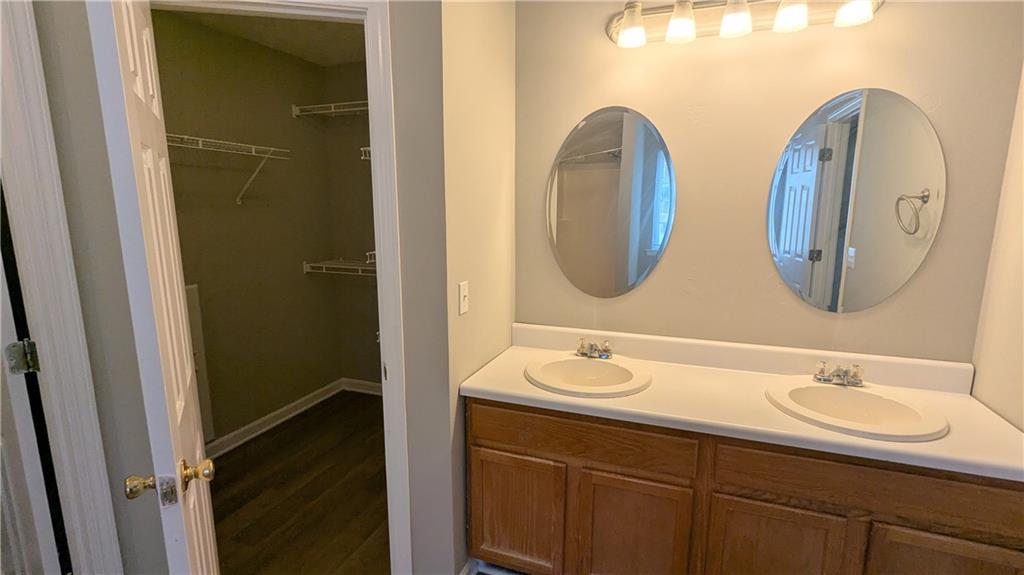 7819339 Property Photo 25