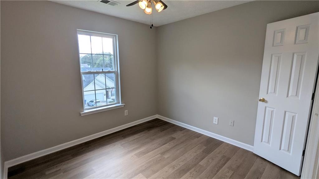 7819339 Property Photo 28