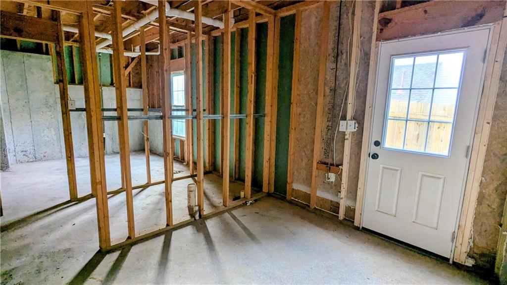 7819339 Property Photo 40