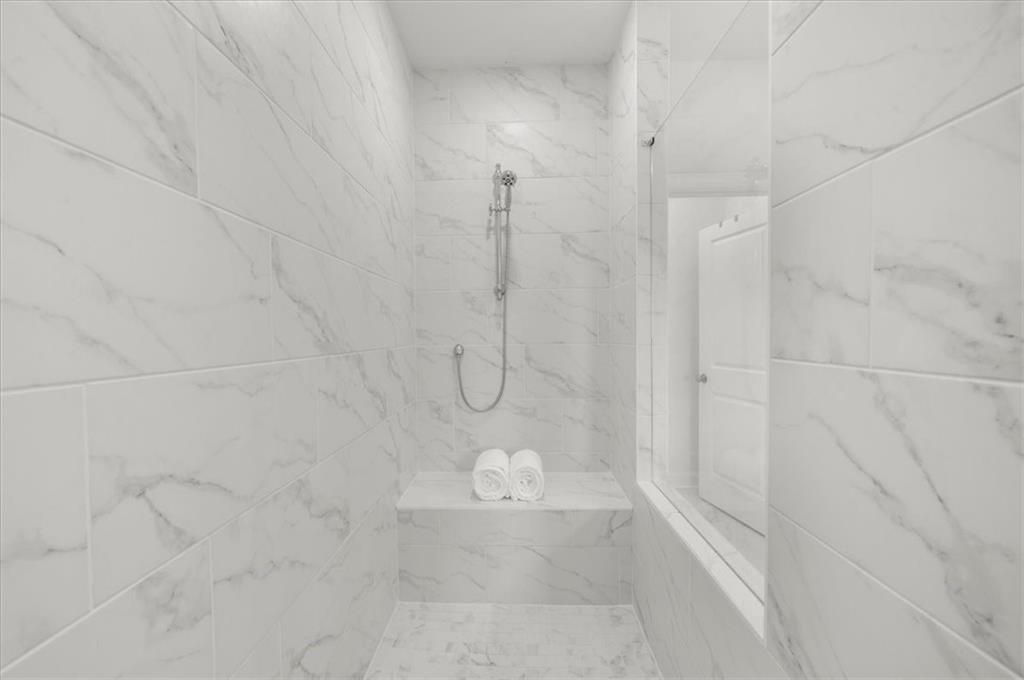 3239 Bartee Walk Property Photo 16