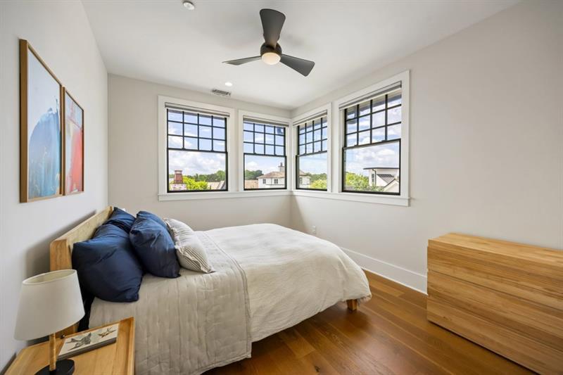 100 Glasgow Lane Property Photo 36