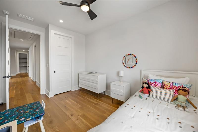 100 Glasgow Lane Property Photo 39