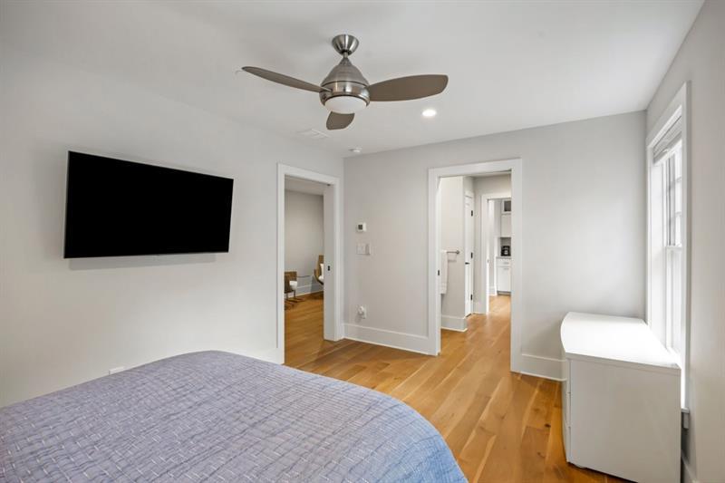 100 Glasgow Lane Property Photo 42