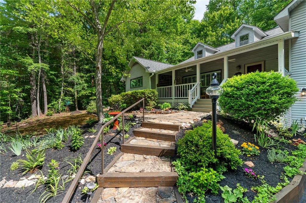 205 Walnut Springs Road Property Photo 2
