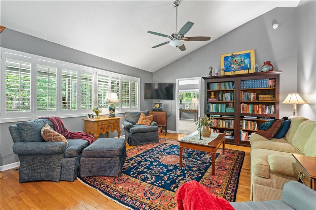 205 Walnut Springs Road Property Photo 11
