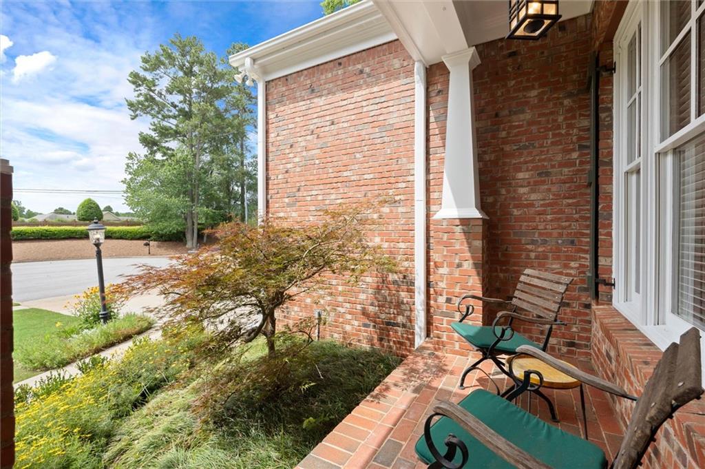 328 Kingsford Crossing Property Photo 11