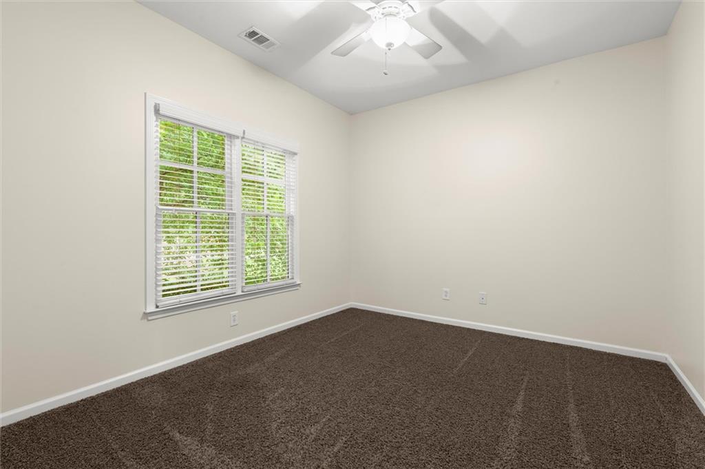 328 Kingsford Crossing Property Photo 34