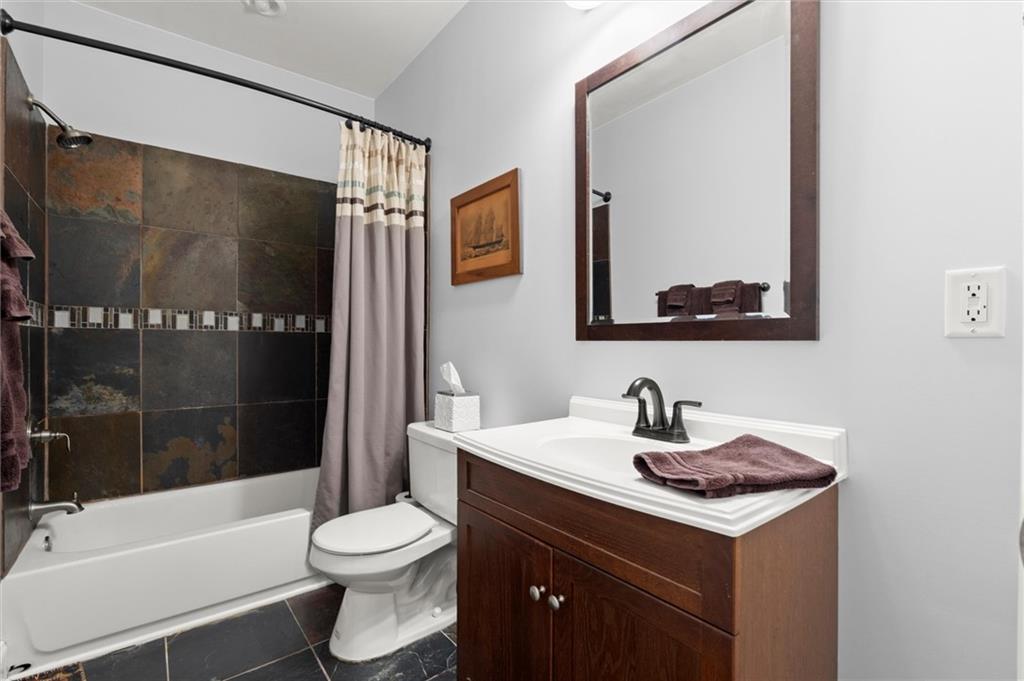 328 Kingsford Crossing Property Photo 55