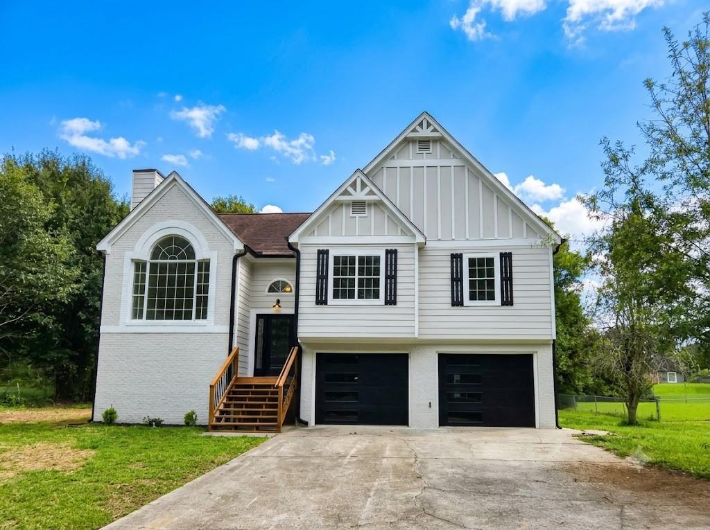 5323 Moon Road Property Photo 1