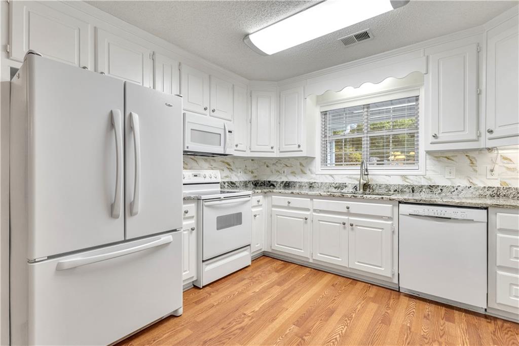 112 Ashwood Trace Property Photo 10