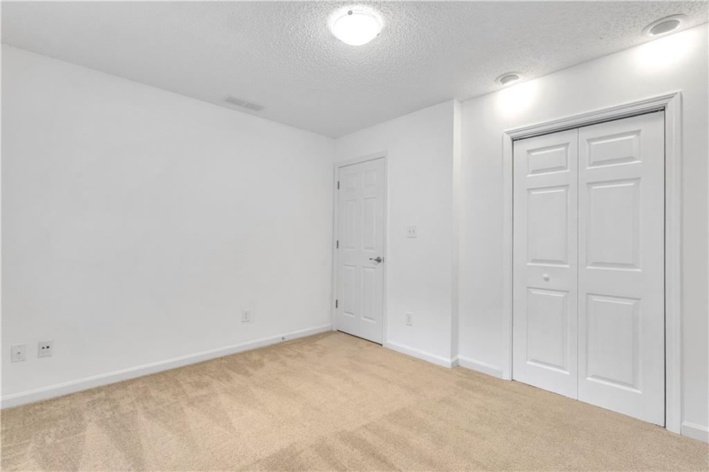 112 Ashwood Trace Property Photo 27