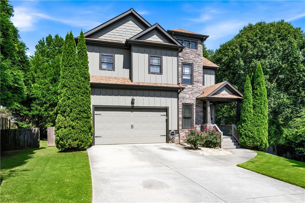 3276 Holly Glen Court Property Photo 1