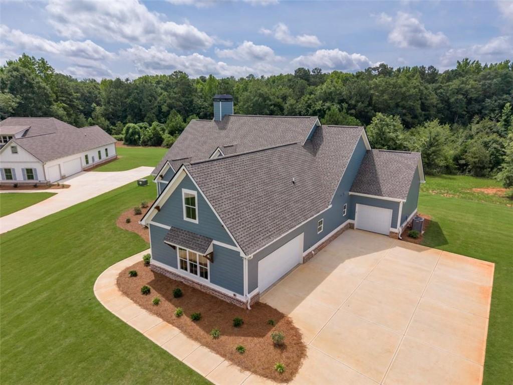 345 Woodfin Way Property Photo 4