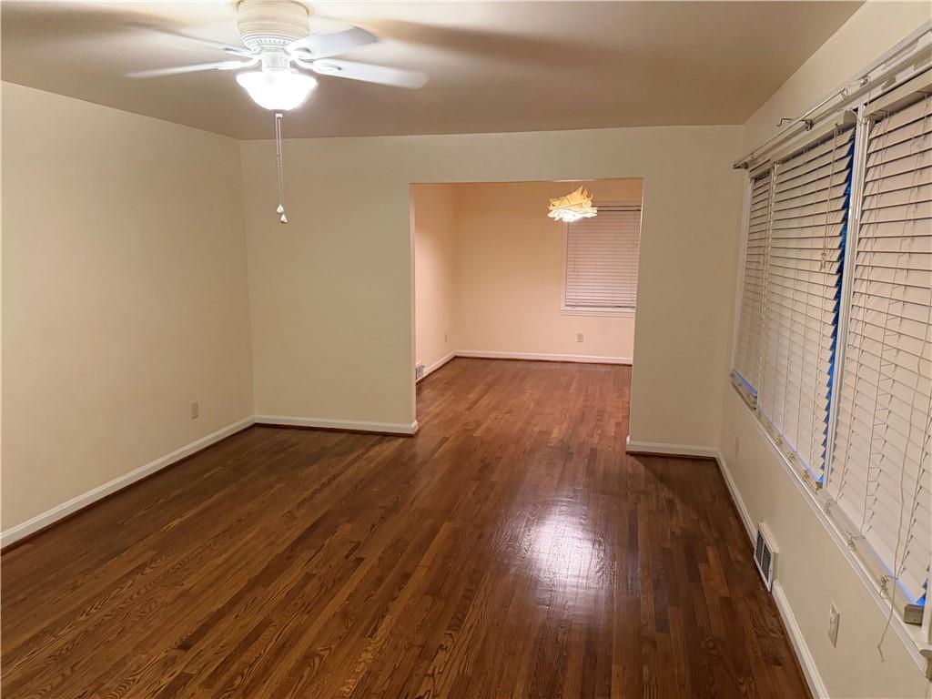 2022 Woodbine Terrace Property Photo 9