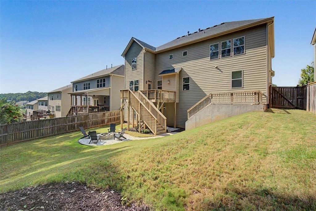 325 Hillgrove Drive Property Photo 29