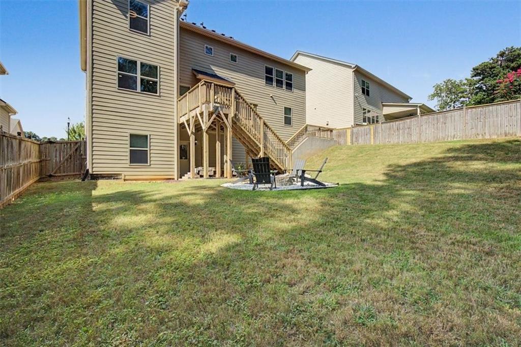 325 Hillgrove Drive Property Photo 30