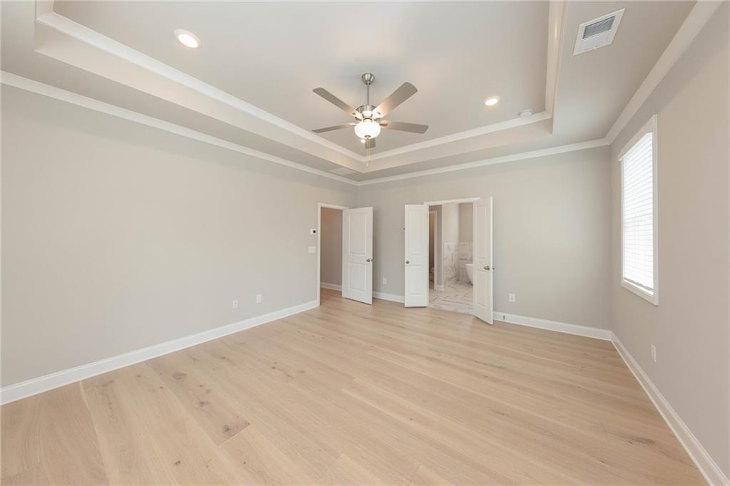 5635 Meadowstone Walk Property Photo 17